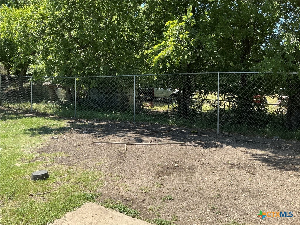 1403 Little Street Property Photo 22