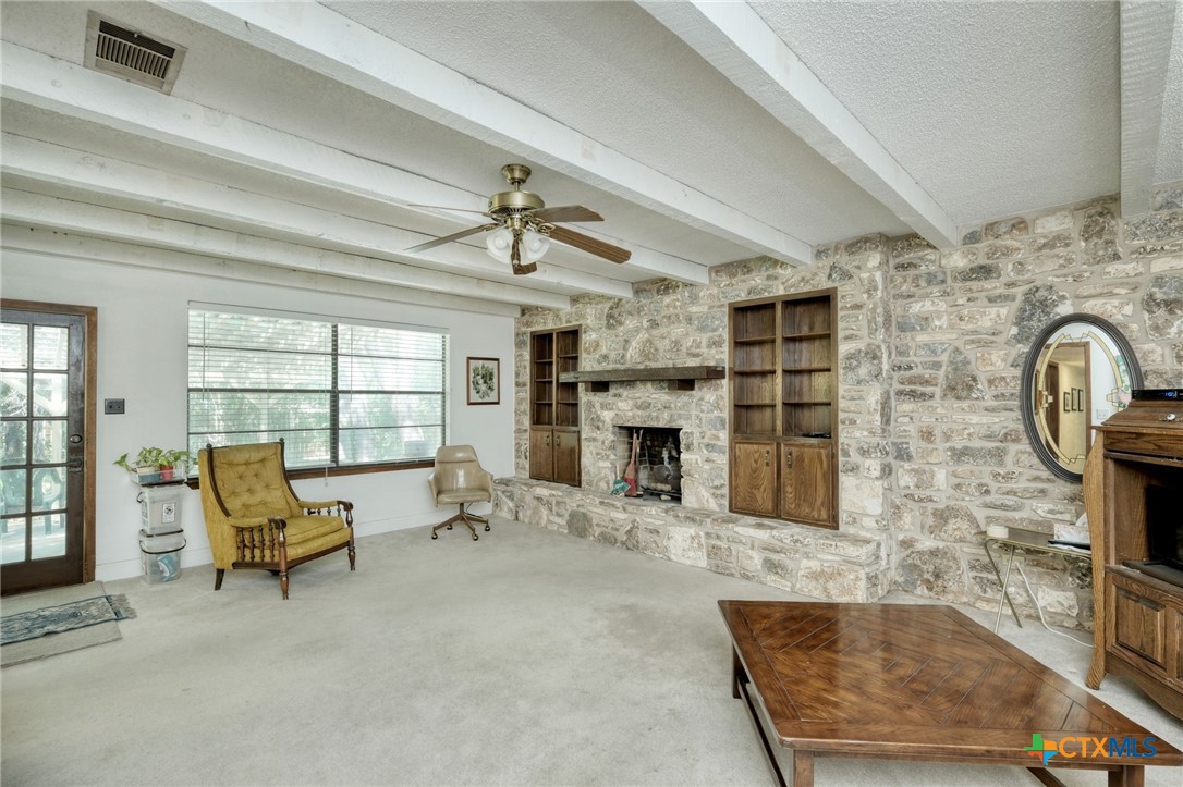 1104 Saint Williams Avenue Property Photo 5
