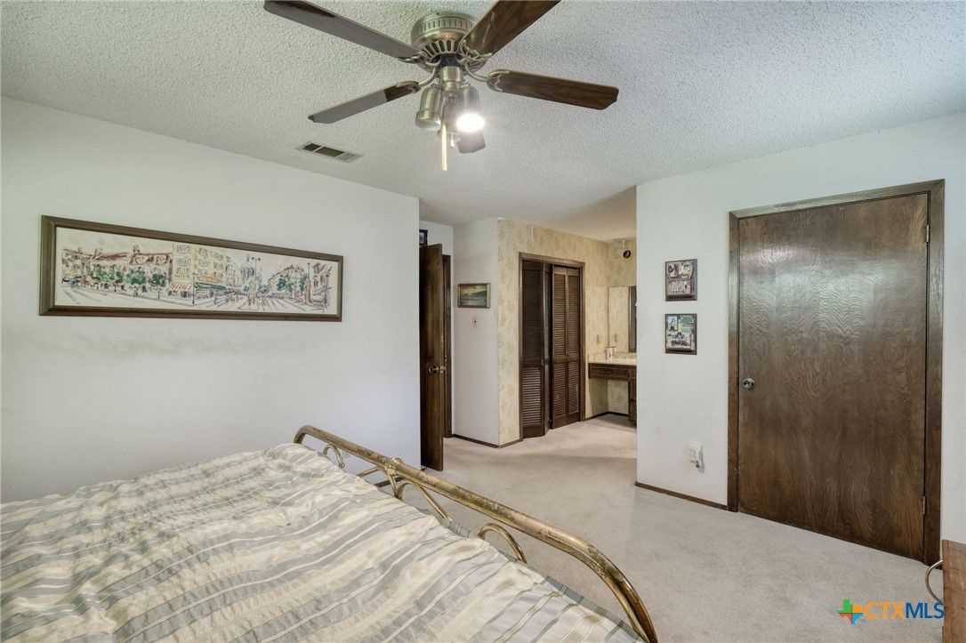 1104 Saint Williams Avenue Property Photo 12