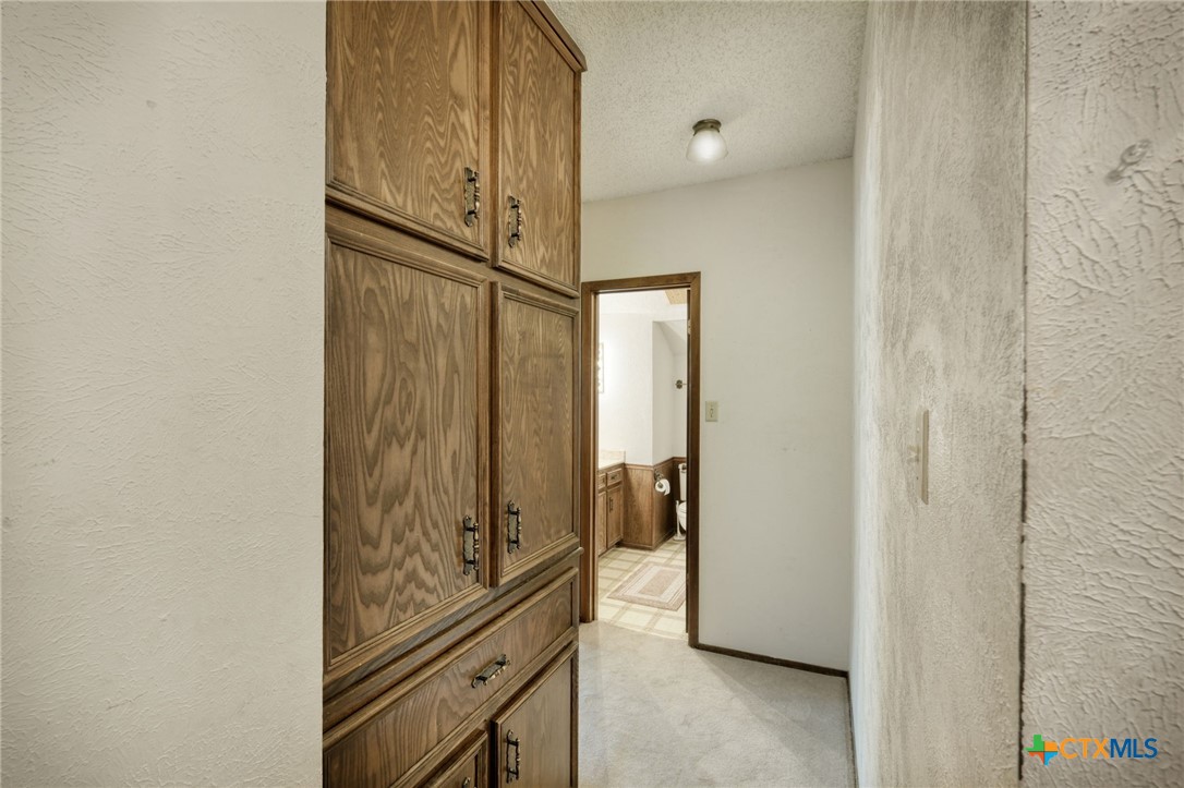 1104 Saint Williams Avenue Property Photo 20