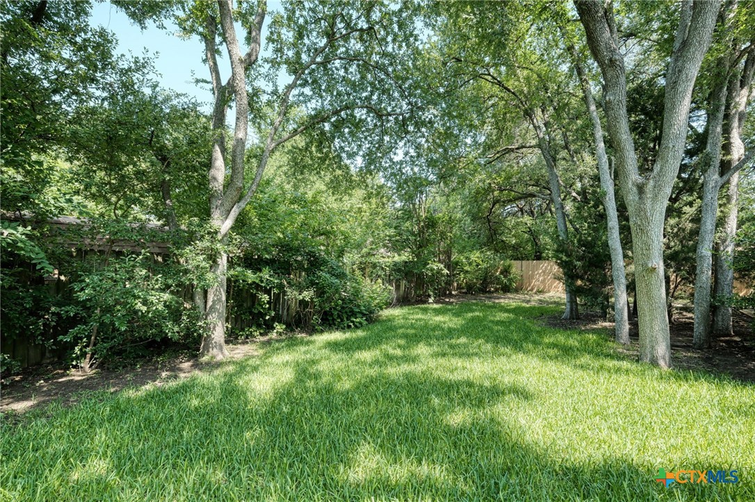 1104 Saint Williams Avenue Property Photo 24