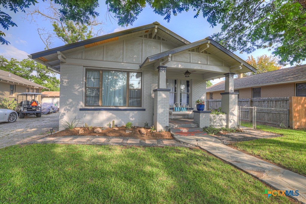 8 Herry Court Property Photo 2