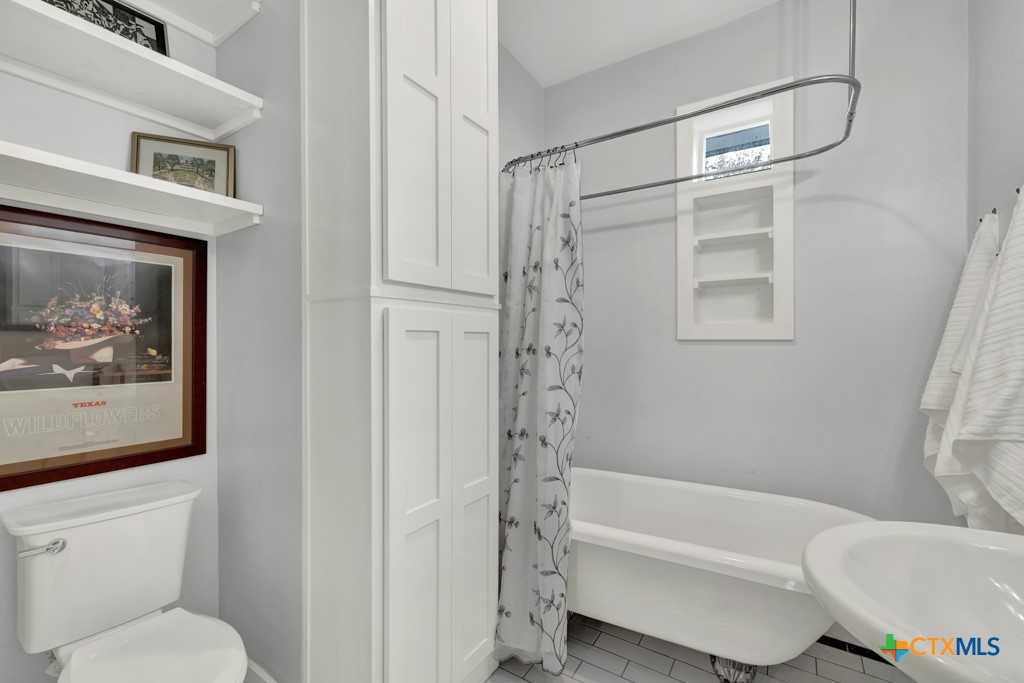 8 Herry Court Property Photo 23