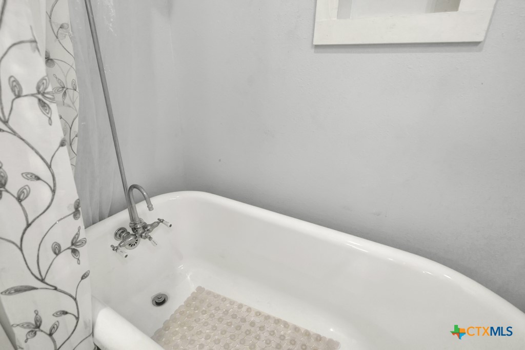 8 Herry Court Property Photo 24