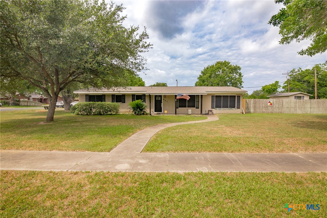 501 Hathaway Street Property Photo 1