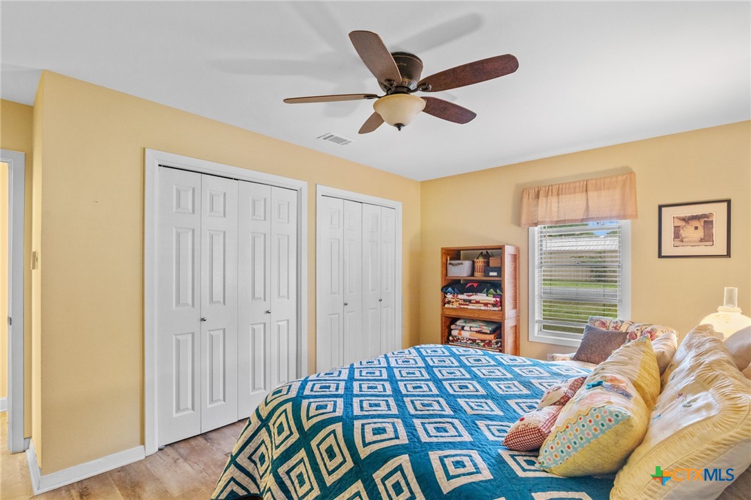 501 Hathaway Street Property Photo 20