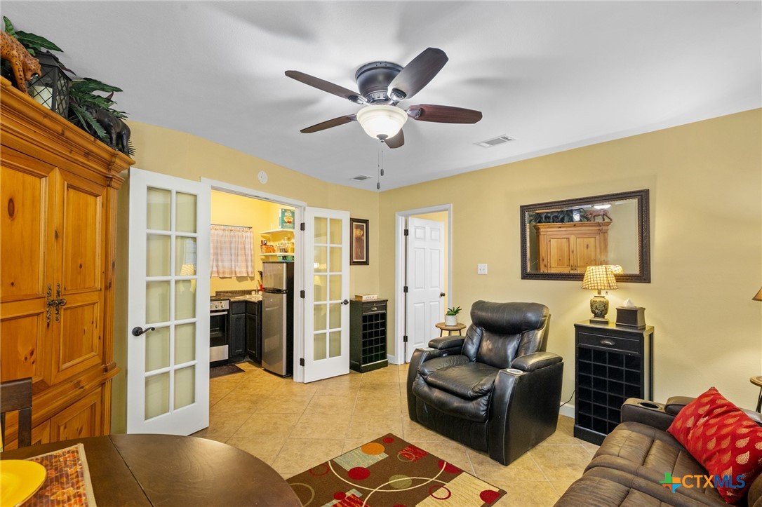 501 Hathaway Street Property Photo 26