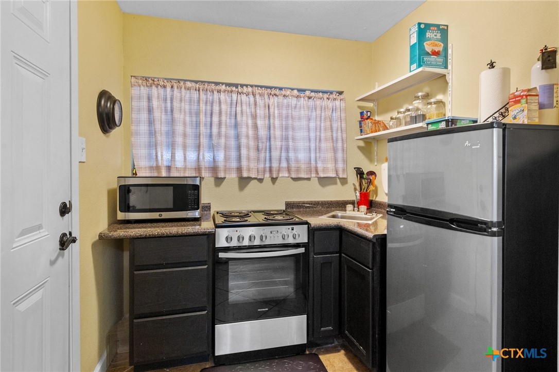501 Hathaway Street Property Photo 27