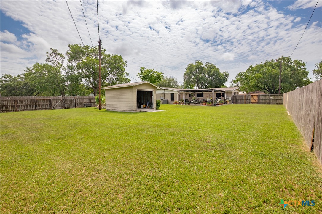 501 Hathaway Street Property Photo 36
