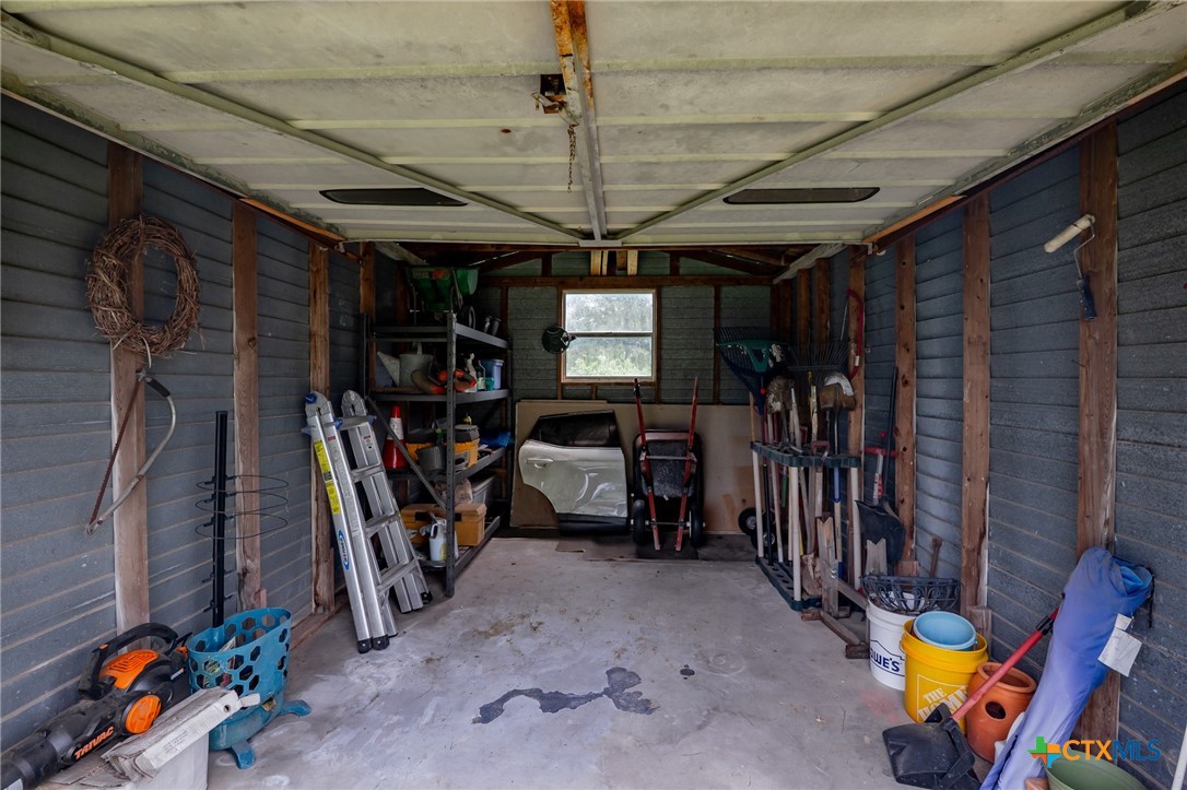 501 Hathaway Street Property Photo 39