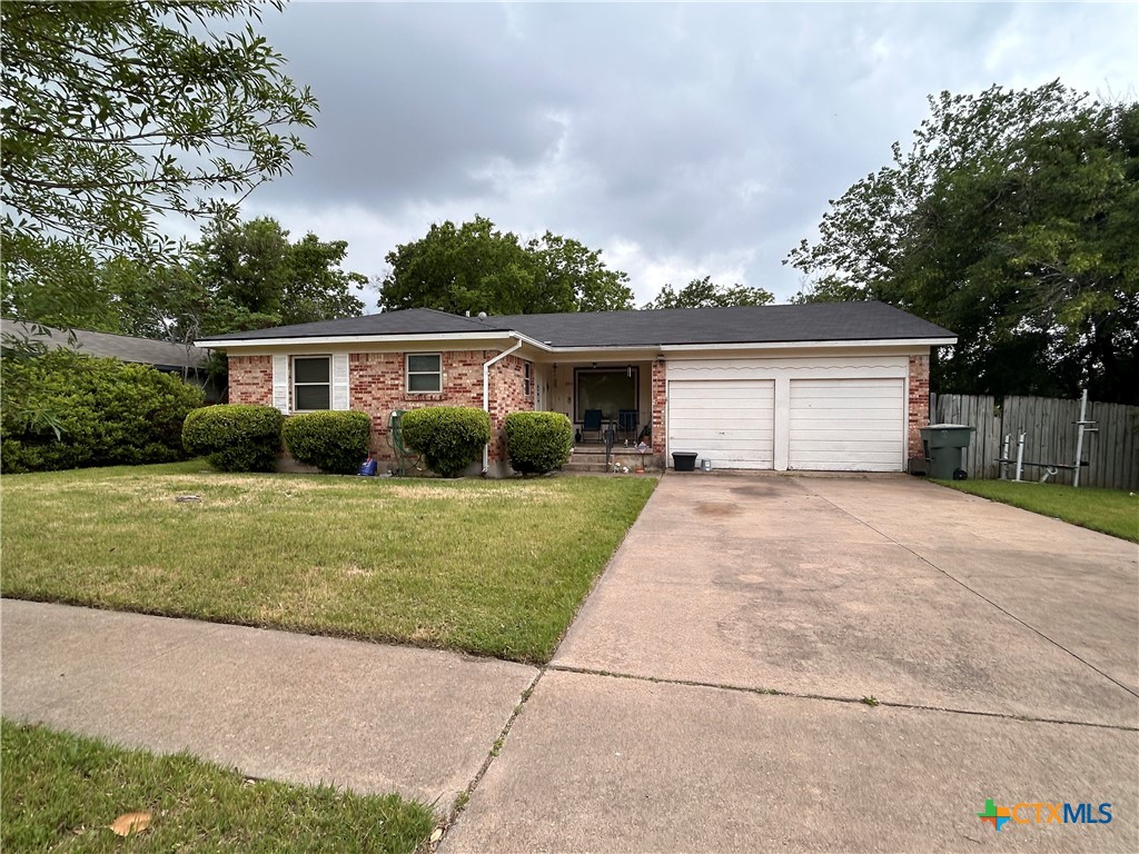 904 E Jasper Drive Property Photo 1