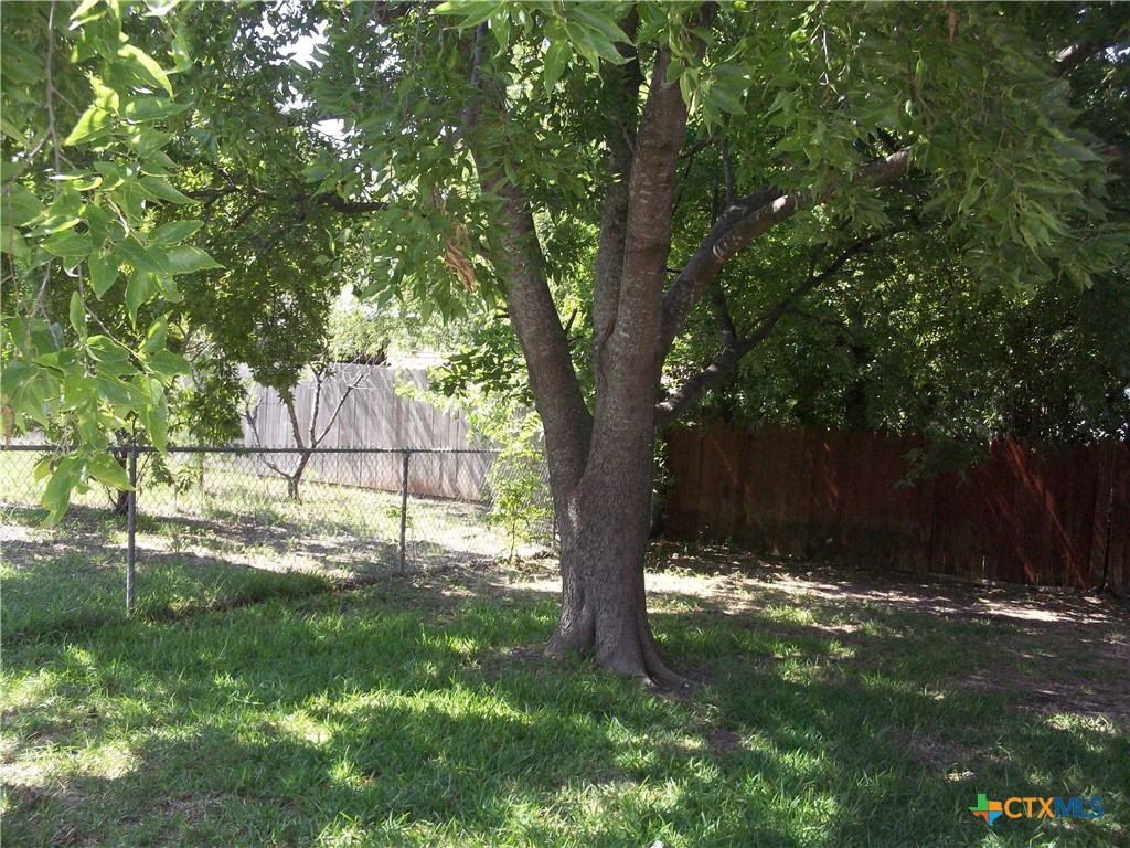 904 E Jasper Drive Property Photo 7