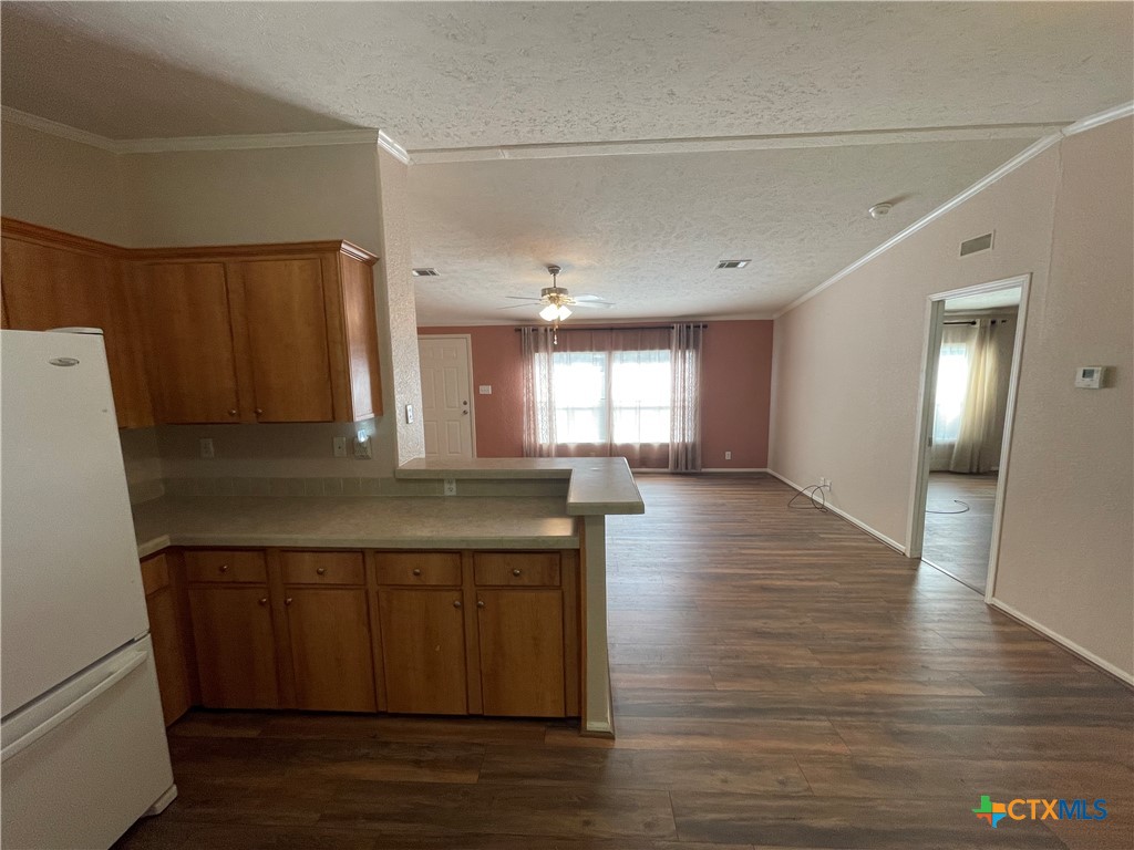 542 Tom Creek Lane Property Photo 10