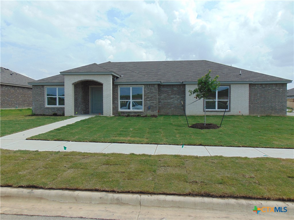 3101 Salt Fork Drive Property Photo 2
