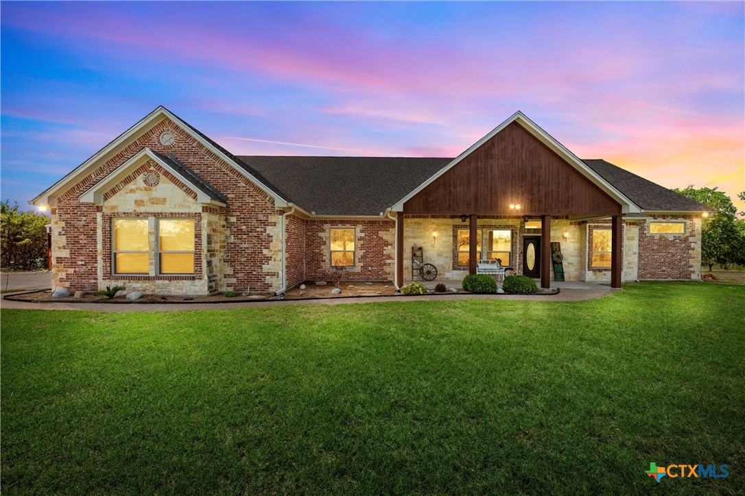 1527 Old Ranch Road Property Photo 1