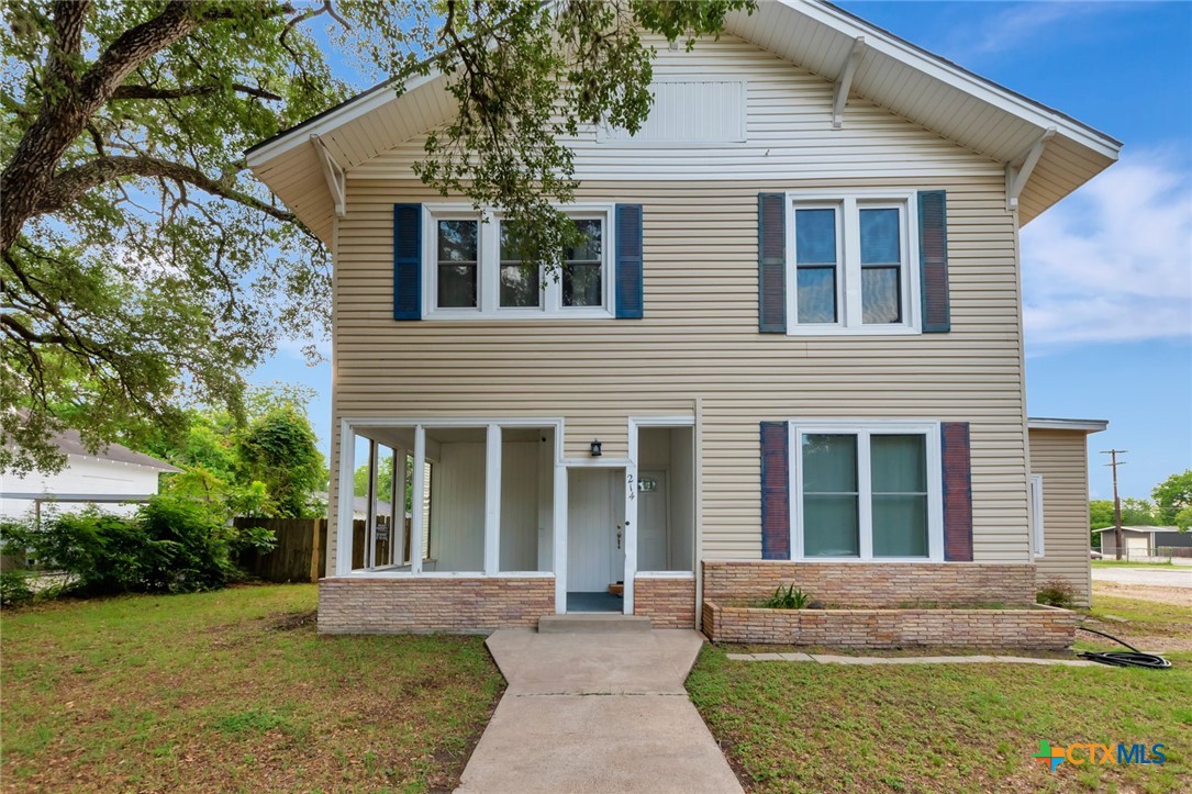 214 Hubbard Street Property Photo