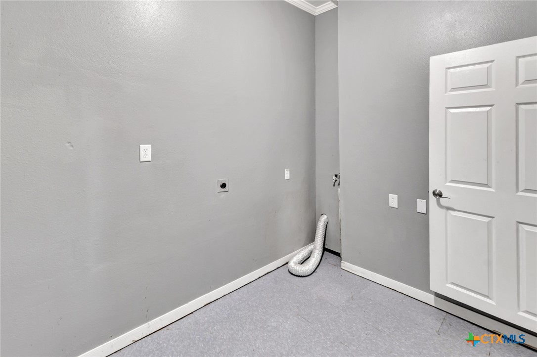214 Hubbard Street Property Photo 24