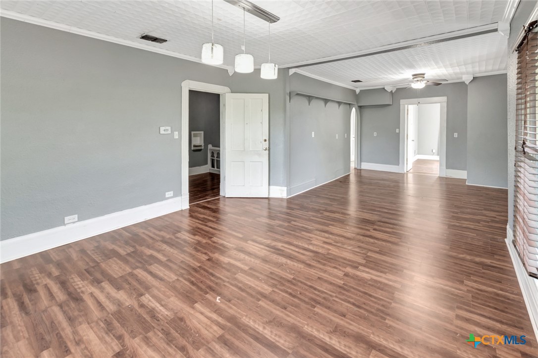 214 Hubbard Street Property Photo 29