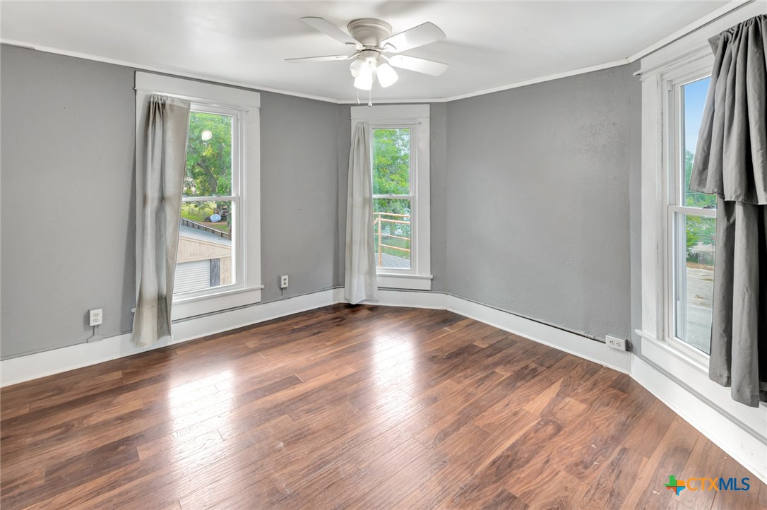214 Hubbard Street Property Photo 39