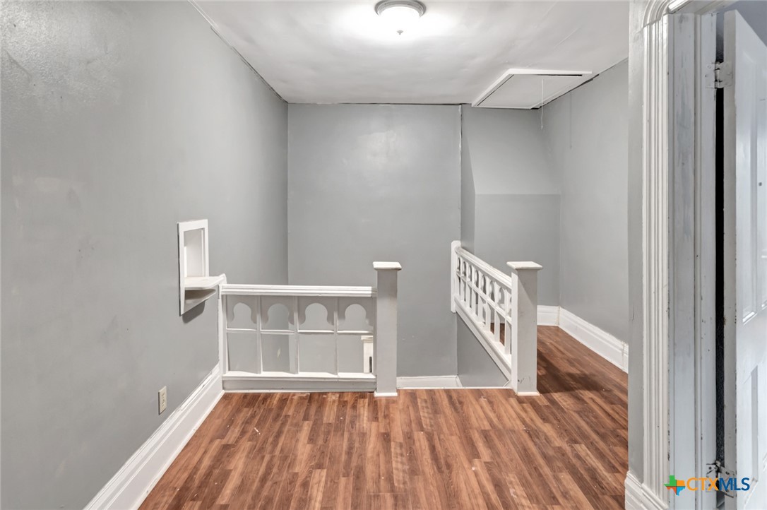 214 Hubbard Street Property Photo 41