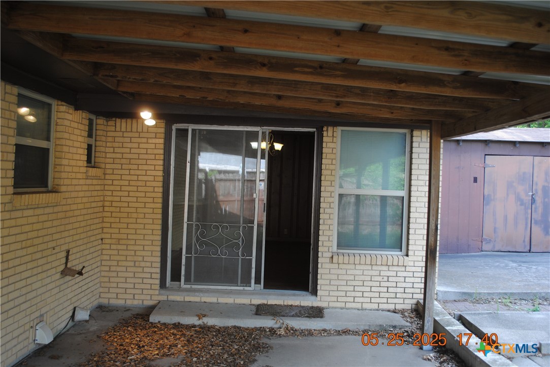 106 E Young Avenue Property Photo 17