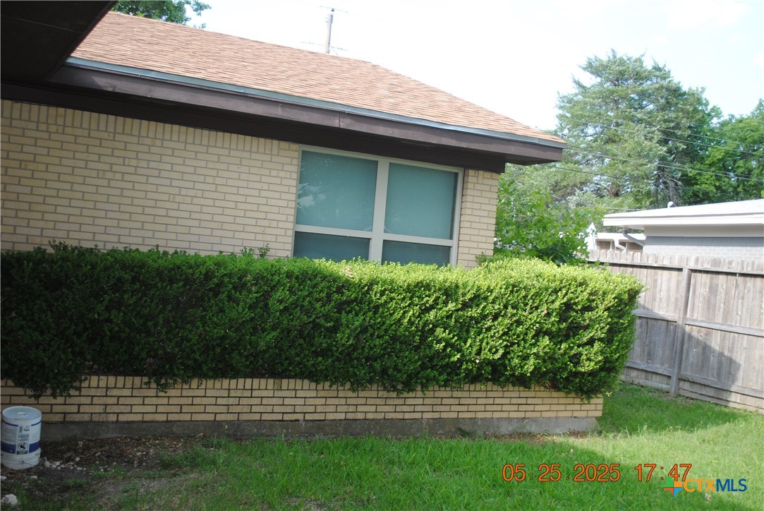 106 E Young Avenue Property Photo 21