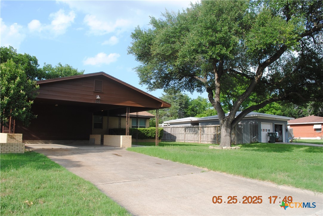 106 E Young Avenue Property Photo 23