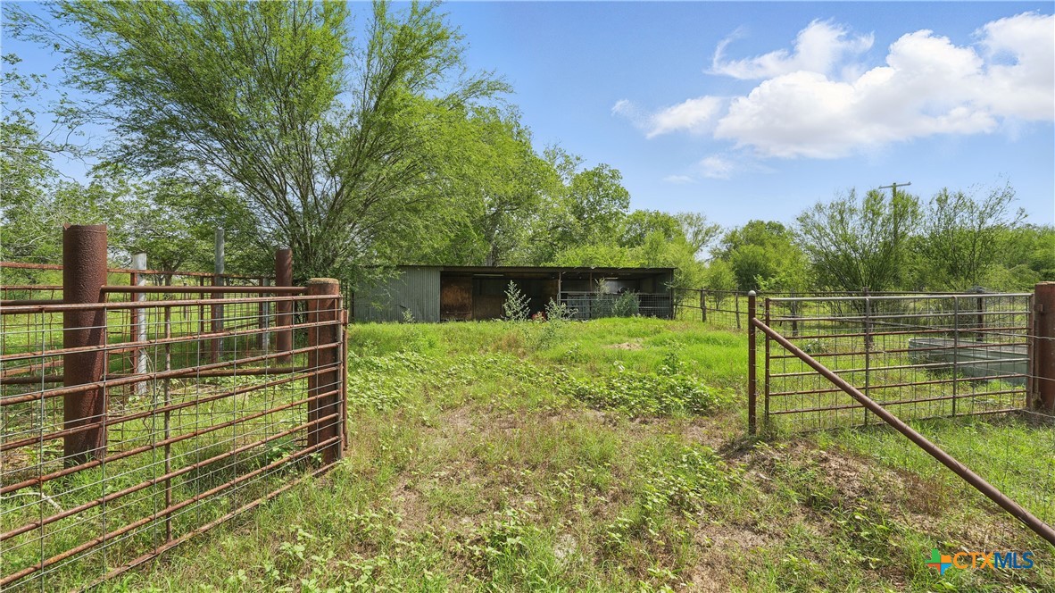 10142 Fm 537 Property Photo 5