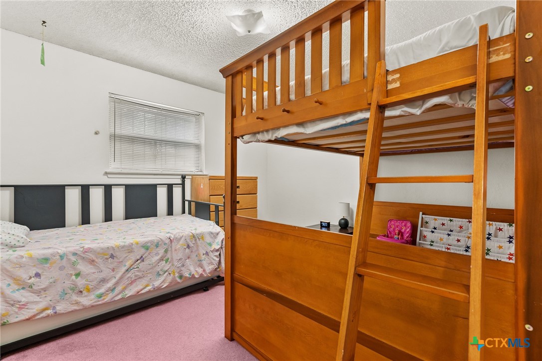 1900 Bundrant Drive Property Photo 18