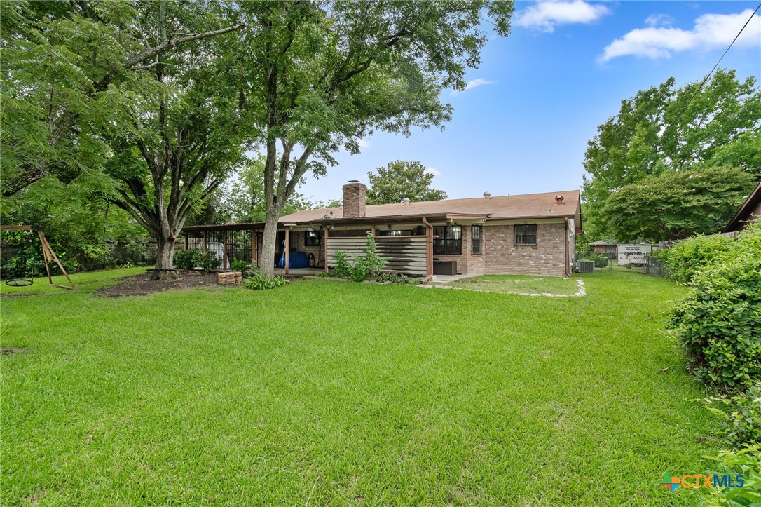 1900 Bundrant Drive Property Photo 25
