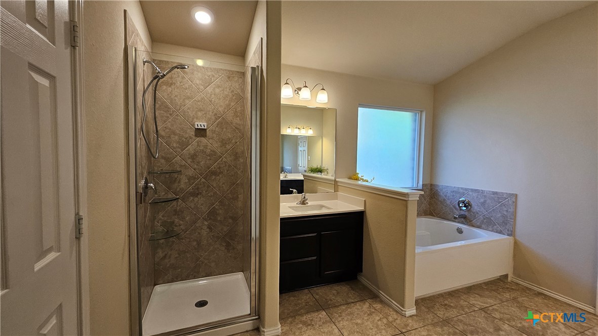 706 Cody James Drive Property Photo 13