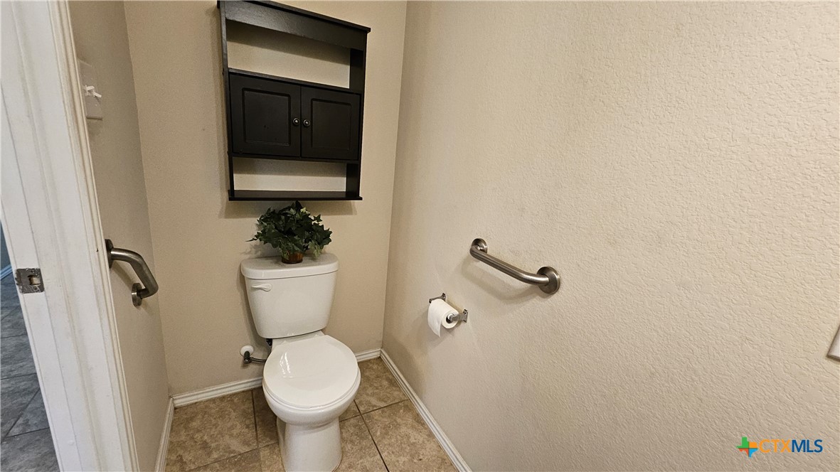 706 Cody James Drive Property Photo 24
