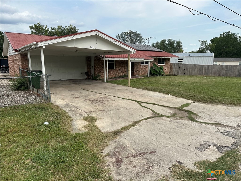 1017 Ilka Switch Property Photo 2