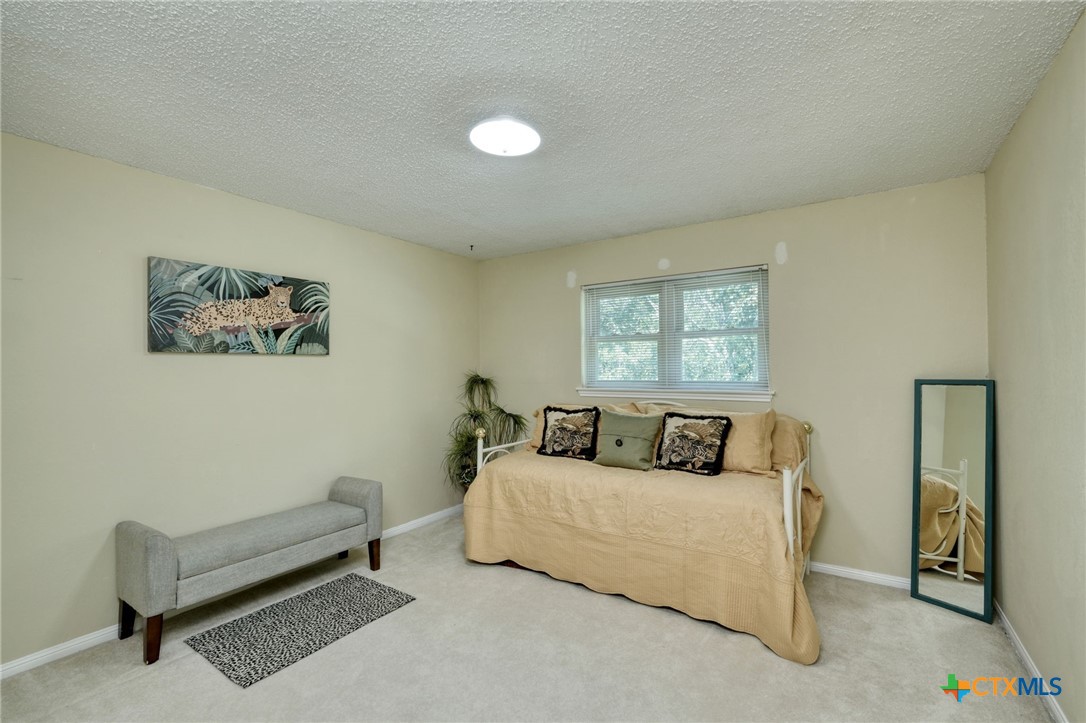 1604 W Creek Loop Property Photo 21