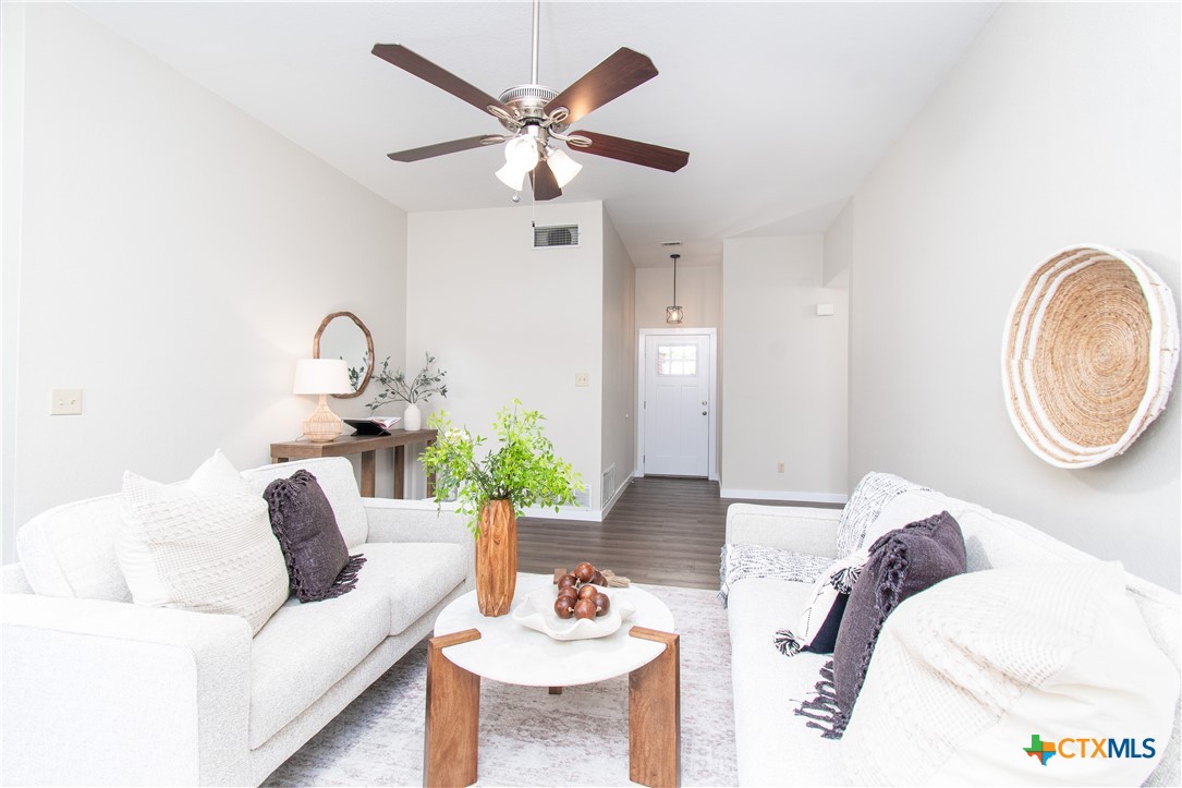 1418 Cedar Lane Property Photo 4