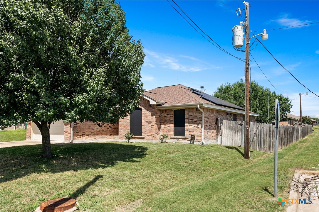 214 N 10th Street Property Photo 4