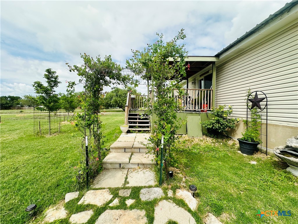 341 Lakecreek Drive Property Photo 22
