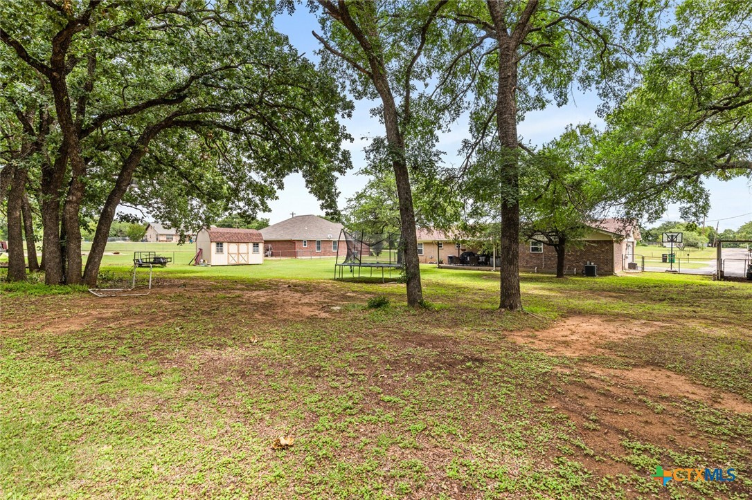108 Oak Hill Loop Property Photo 11