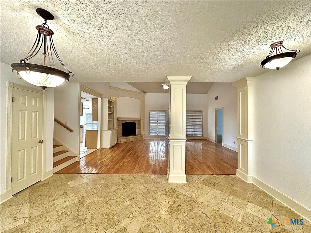 604 Dunbar Drive Property Photo 5