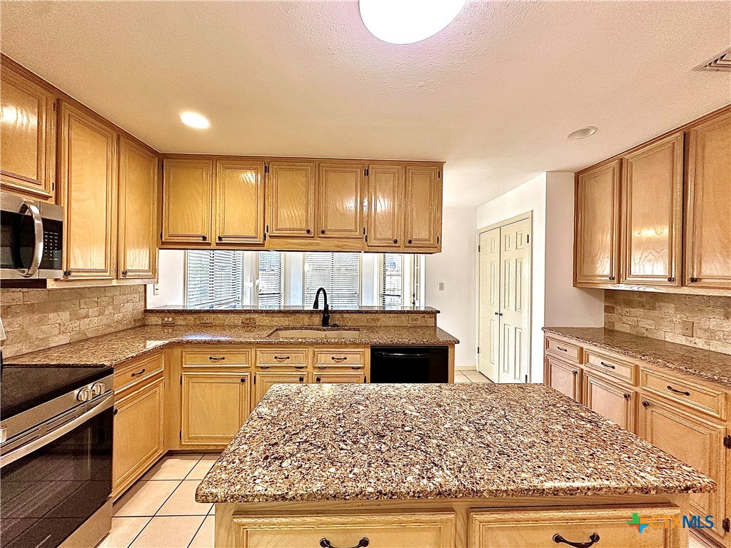 604 Dunbar Drive Property Photo 18