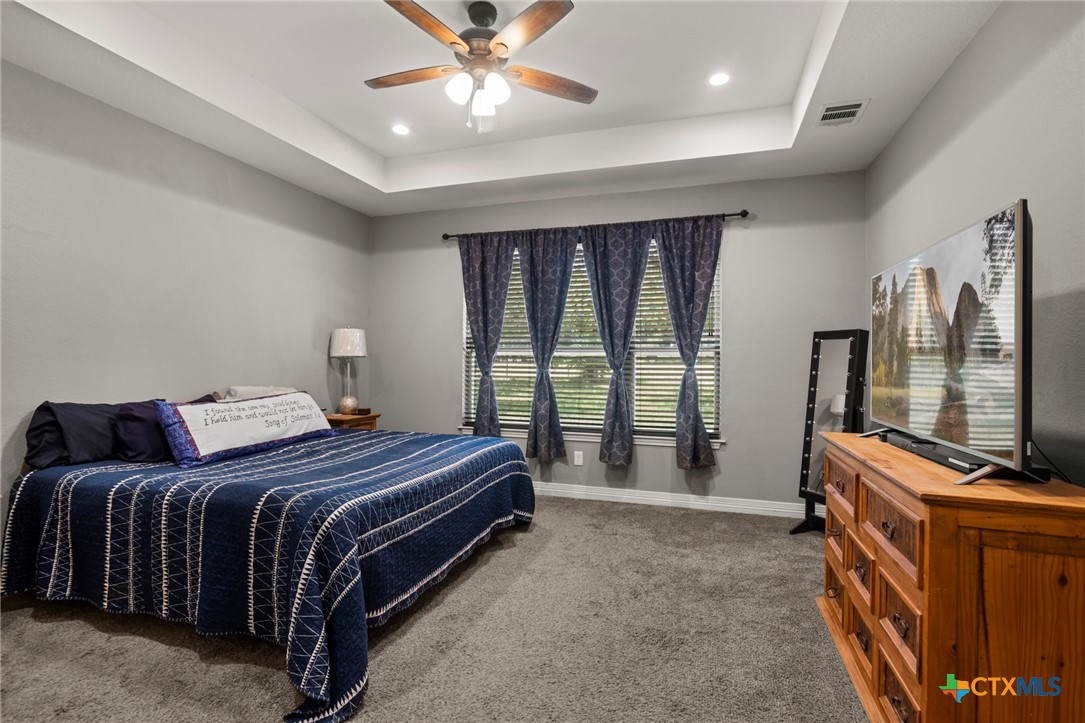 5562 Denmans Loop Property Photo 10