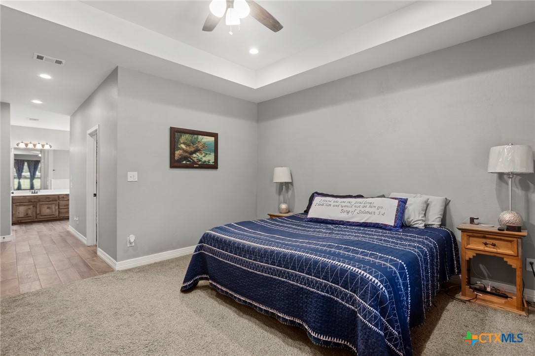 5562 Denmans Loop Property Photo 11