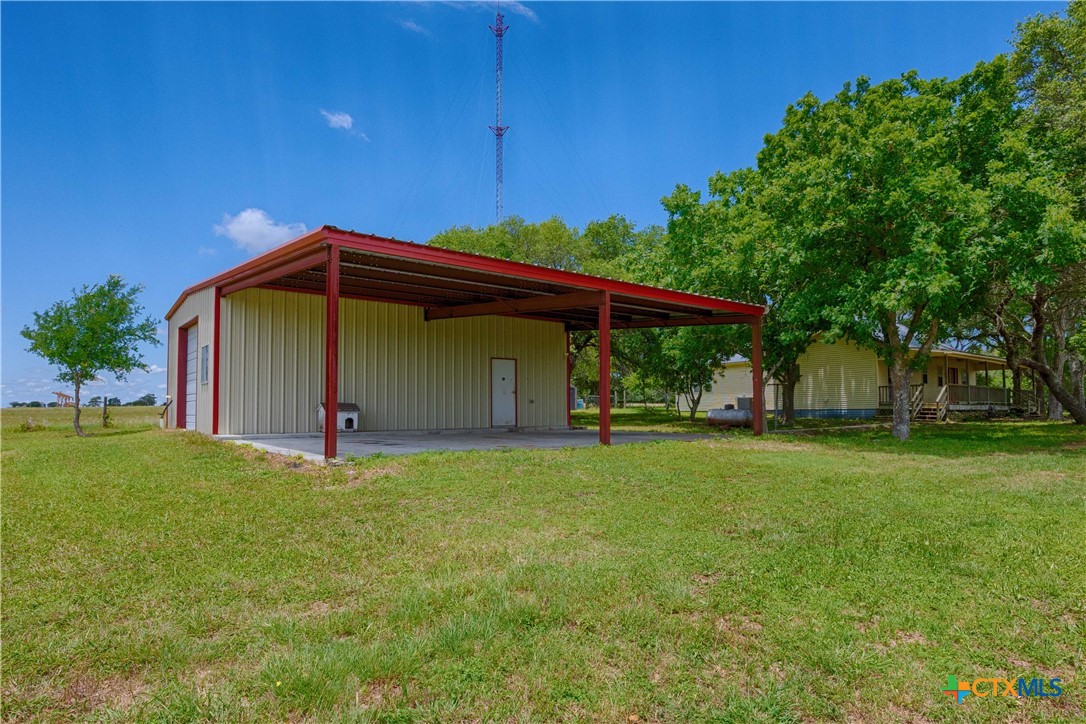 3814 Maeker Road Property Photo 2
