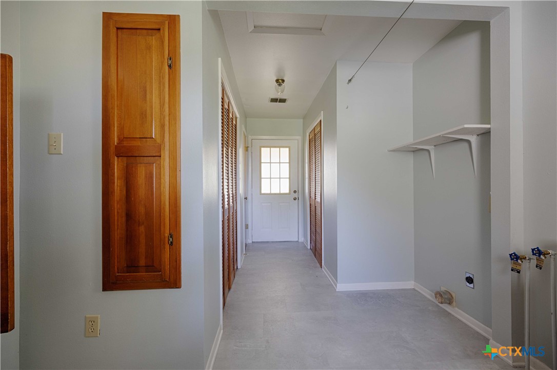 3814 Maeker Road Property Photo 11