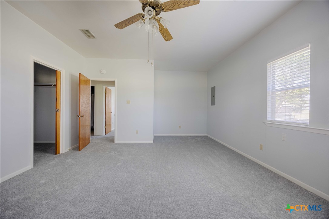 3814 Maeker Road Property Photo 14