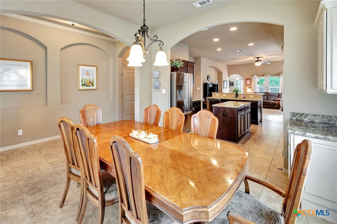 106 Cobble Stone Court Property Photo 4