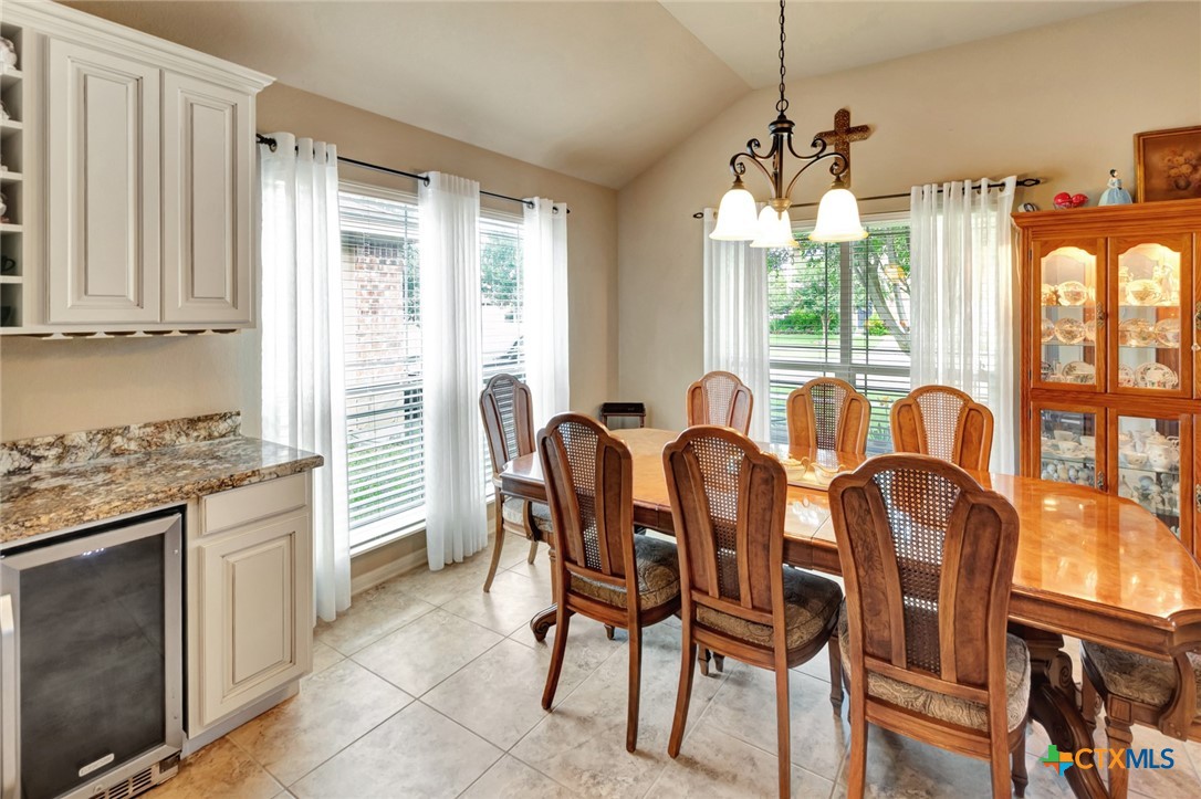 106 Cobble Stone Court Property Photo 6