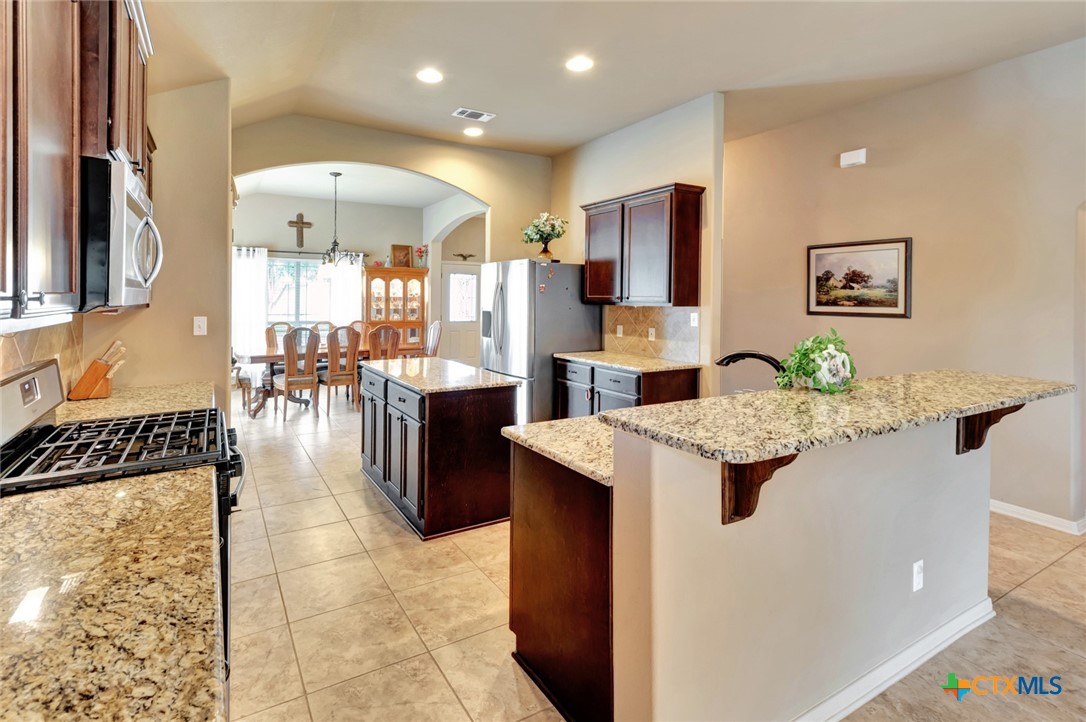 106 Cobble Stone Court Property Photo 12