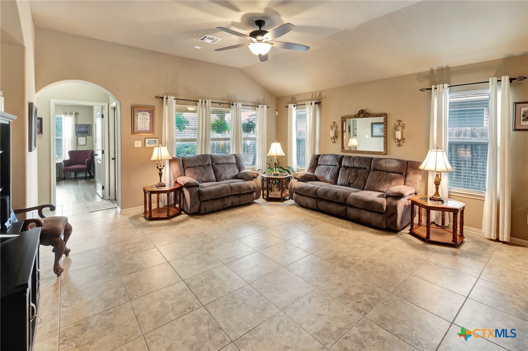 106 Cobble Stone Court Property Photo 14