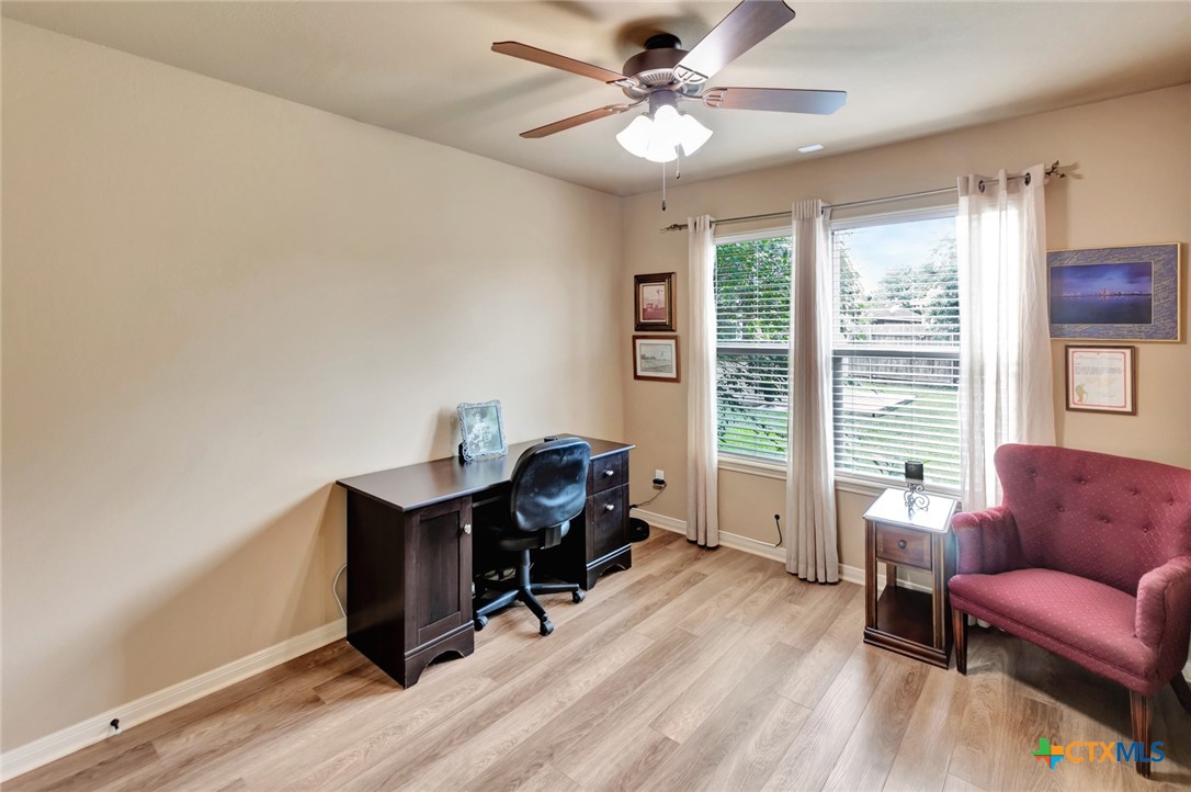 106 Cobble Stone Court Property Photo 18